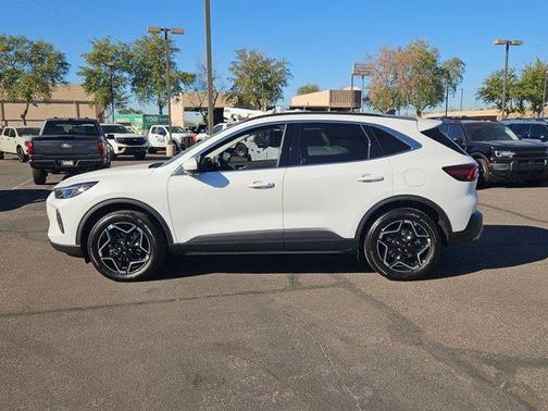 2026 Ford Escape Platinum