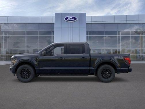 Agate Black 2026 Ford F-150 XLT
