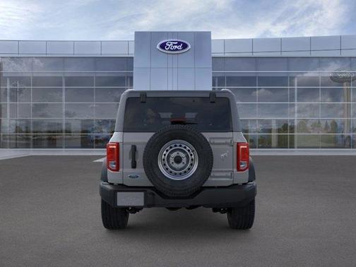 Avalanche Gray 2026 Ford Bronco Base