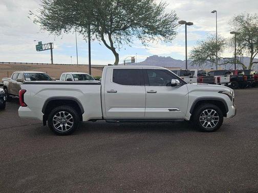 2022 Toyota Tundra Hybrid 1794 Edition