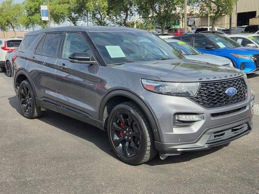 2022 Ford Explorer ST