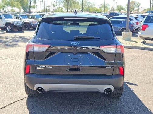 2020 Ford Escape Titanium Hybrid