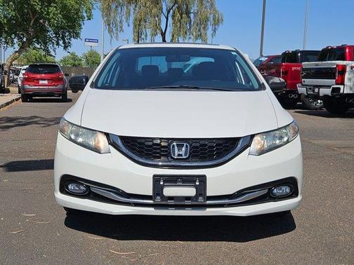 White 2015 Honda Civic EX-L
