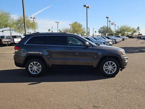 2021 Jeep Grand Cherokee Laredo E
