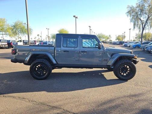 2021 Jeep Gladiator Sport