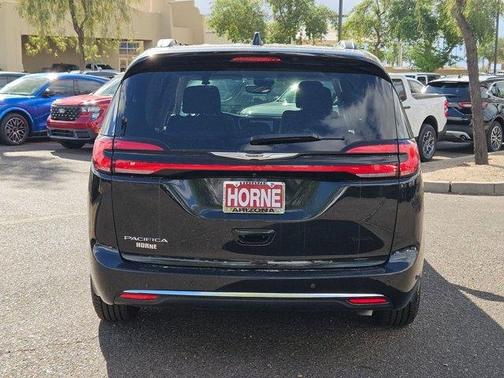 2021 Chrysler Pacifica Touring