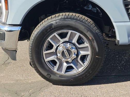 2026 Ford F-350 Lariat Super Duty