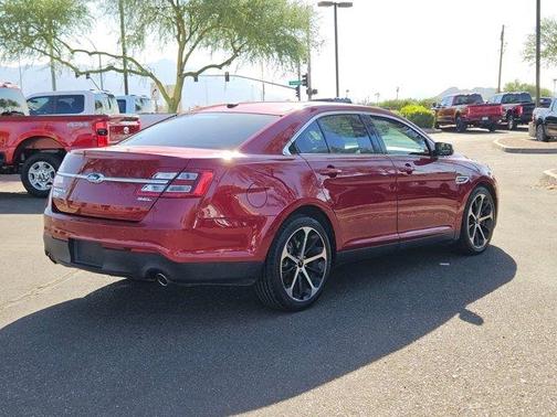 2016 Ford Taurus SEL