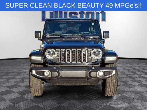 Black Clearcoat 2025 Jeep Wrangler 4xe Sahara