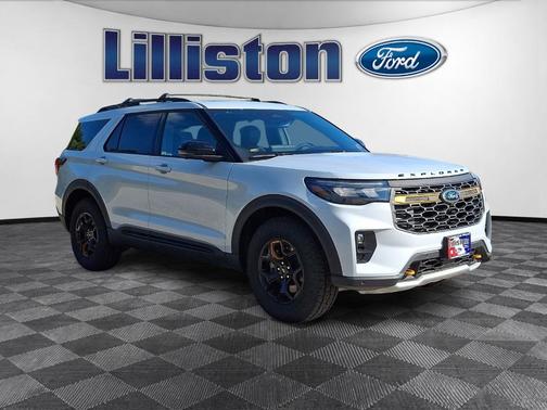 Space White Metallic 2026 Ford Explorer Tremor