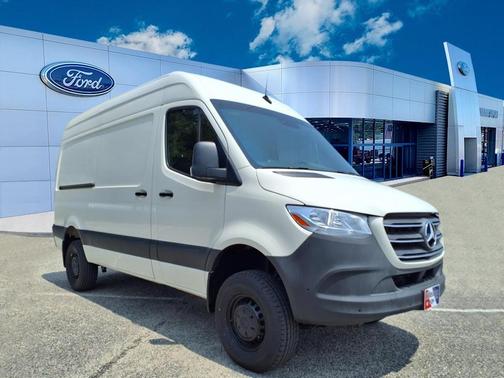 2022 Mercedes-Benz Sprinter 2500 144 WB