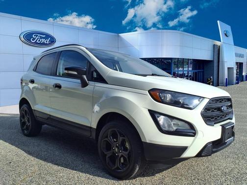 2022 Ford EcoSport SES