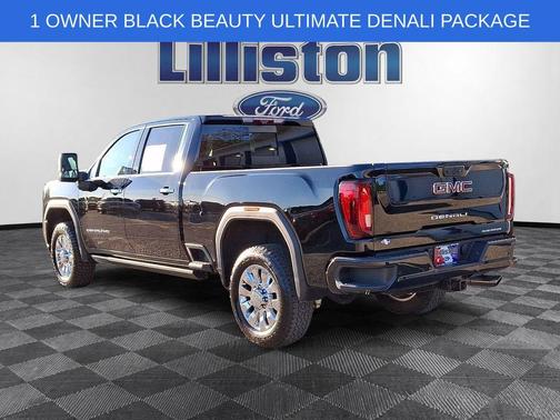 Onyx Black 2022 GMC Sierra 2500 Denali