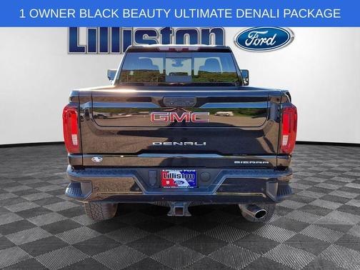 Onyx Black 2022 GMC Sierra 2500 Denali