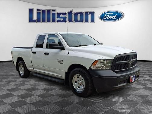 Bright White Clearcoat 2022 RAM 1500 Classic Tradesman