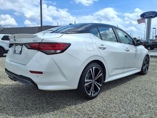 2020 Nissan Sentra SR