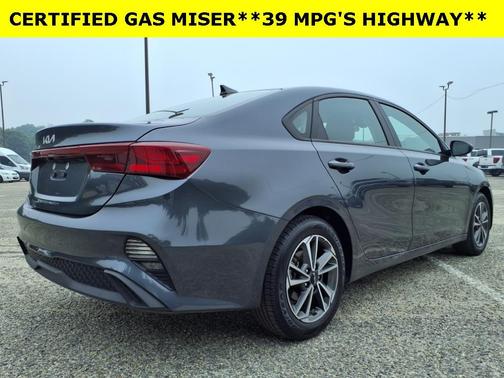 2023 Kia Forte LXS