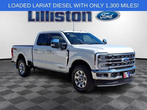 White Metallic 2025 Ford F-250 Lariat