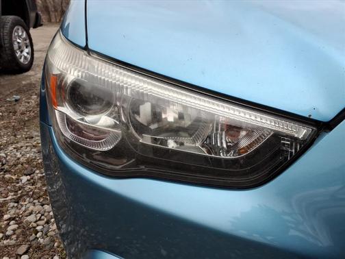 2012 Mitsubishi Outlander Sport SE