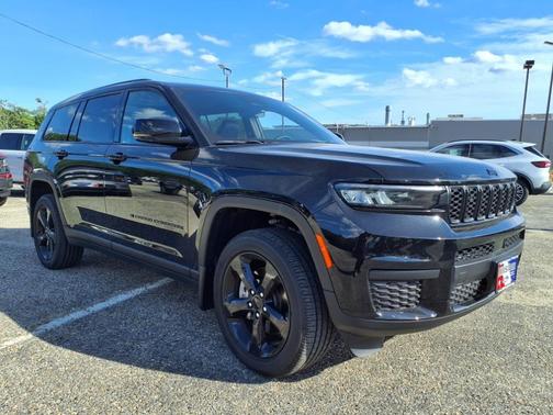 2025 Jeep Grand Cherokee L Laredo