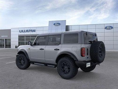 Avalanche Gray 2026 Ford Bronco Badlands