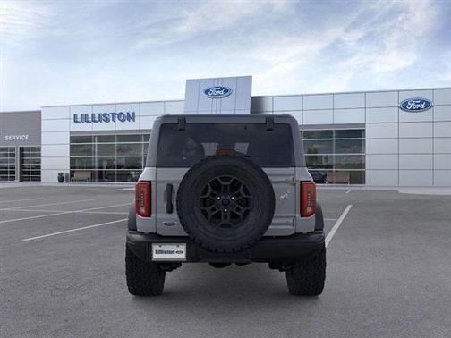 Avalanche Gray 2026 Ford Bronco Badlands