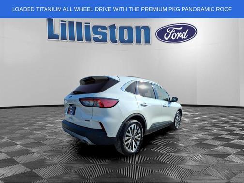 2020 Ford Escape Titanium Hybrid