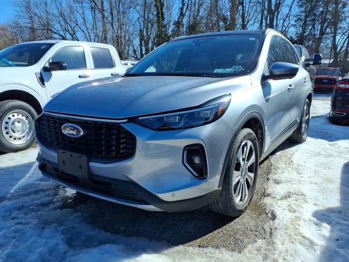2023 Ford Escape Platinum
