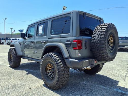 2023 Jeep Wrangler Rubicon 392