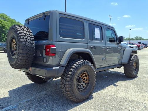 2023 Jeep Wrangler Rubicon 392