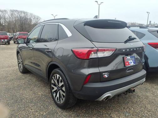 2020 Ford Escape SEL