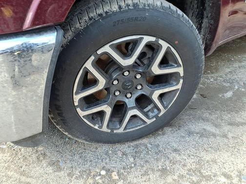 Delmonico Red Pearlcoat 2025 RAM 1500 Laramie