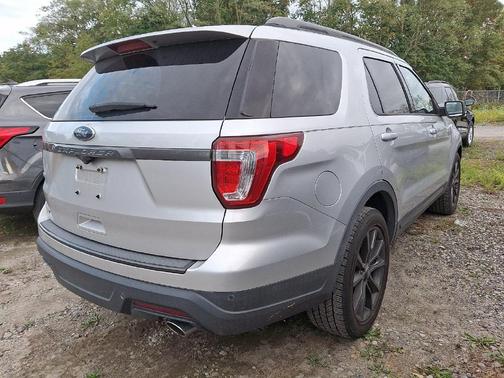 Ingot Silver 2019 Ford Explorer XLT