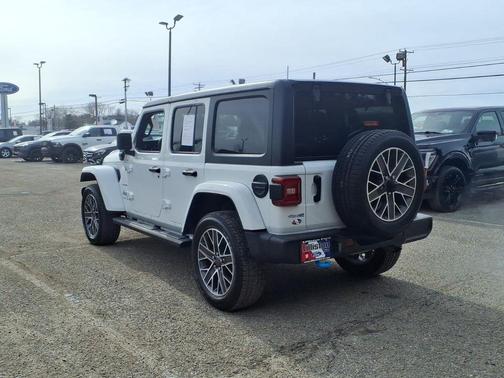 2023 Jeep Wrangler 4xe Sahara