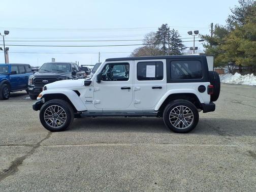 2023 Jeep Wrangler 4xe Sahara