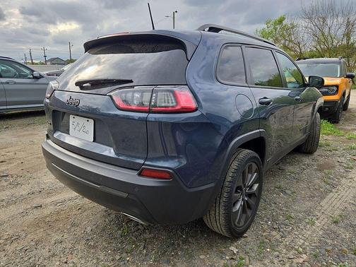 Slate Blue Pearlcoat 2021 Jeep Cherokee Latitude Lux