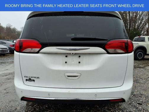 2018 Chrysler Pacifica Touring-L