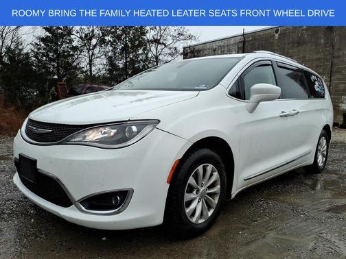 2018 Chrysler Pacifica Touring-L