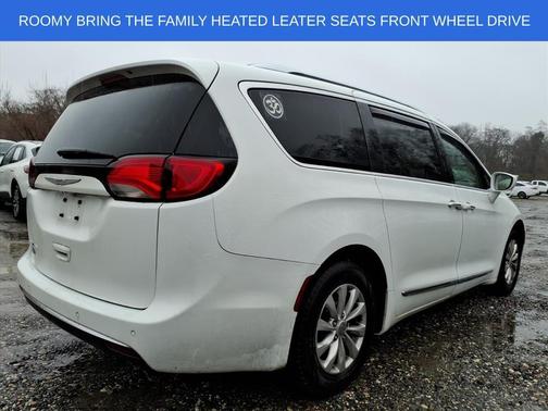 2018 Chrysler Pacifica Touring-L