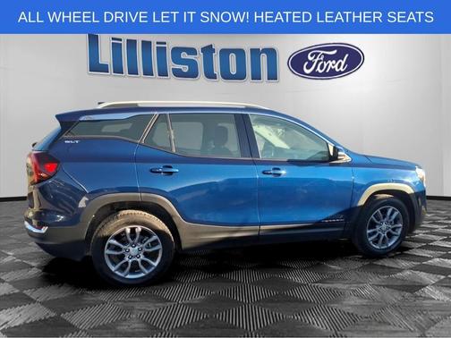 2023 GMC Terrain SLT