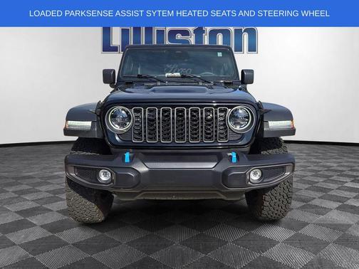 Black Clearcoat 2025 Jeep Wrangler 4xe Rubicon