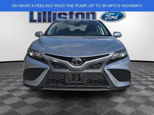 Celestial Silver Metallic 2023 Toyota Camry SE