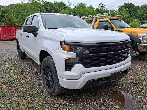 Summit White 2023 Chevrolet Silverado 1500 Custom
