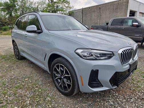 Brooklyn Gray Metallic 2024 BMW X3 xDrive30i