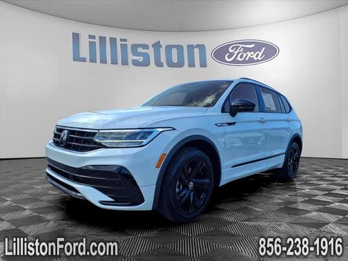 2023 Volkswagen Tiguan 2.0T SE R-Line Black