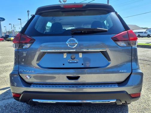 2020 Nissan Rogue S