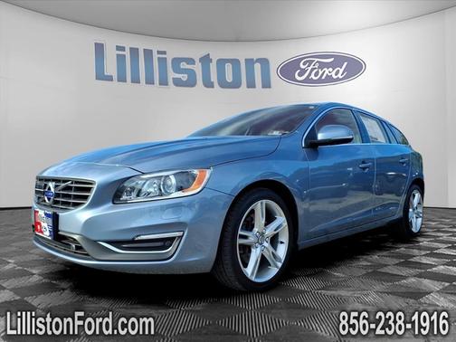 2017 Volvo V60 T5 Platinum