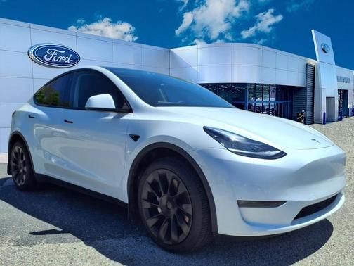 2022 Tesla Model Y Long Range