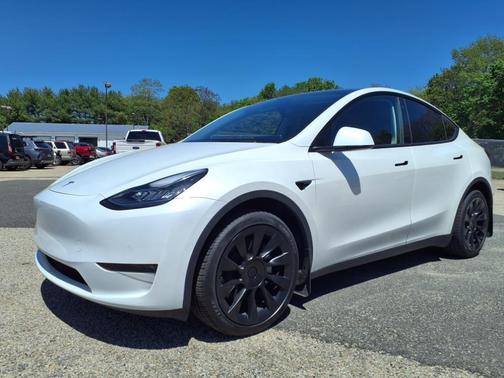 2022 Tesla Model Y Long Range