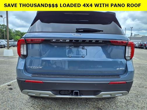 2025 Ford Explorer Active